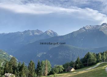 Vue magnifique sur la vallée de la Léventine