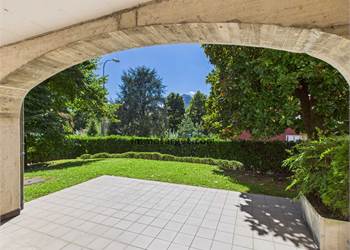 Cassarate – Estudio reformado con terraza y vistas al San Salvatore
